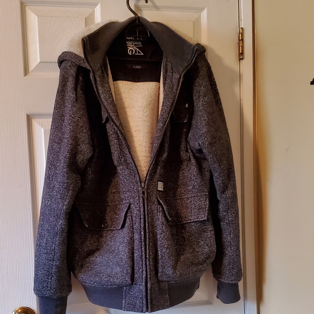 Billabong  jacket with hood